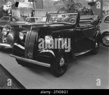 Exposition automobile RAI, 30 avril 1948, exposition automobile, pays-Bas, agence de presse du xxe siècle photo, nouvelles à retenir, documentaire, photographie historique 1945-1990, histoires visuelles, L'histoire humaine du XXe siècle, immortaliser des moments dans le temps Banque D'Images