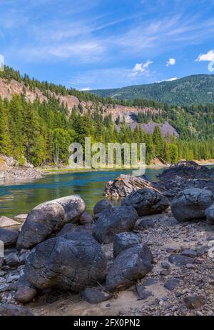 Vue de la rivière Clearwater et prairies près de Clearwater, Colombie-Britannique, Canada, Amérique du Nord Banque D'Images