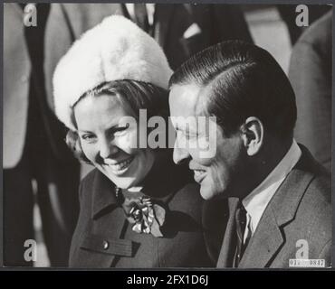 maison royale, princesses, princes, portraits, aéroports, Beatrix, princesse, Claus, prince, avril 29, 1966, maison royale, portraits, princes, princesses, Aéroports, pays-Bas, Agence de presse du XXe siècle photo, nouvelles à retenir, documentaire, photographie historique 1945-1990, histoires visuelles, L'histoire humaine du XXe siècle, immortaliser des moments dans le temps Banque D'Images