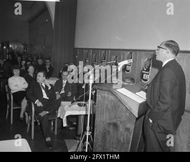 KVP-landdag à Utrecht, M. van Doom et vos, 24 février 1962, pays-Bas, Agence de presse du XXe siècle photo, nouvelles à retenir, documentaire, photographie historique 1945-1990, histoires visuelles, L'histoire humaine du XXe siècle, immortaliser des moments dans le temps Banque D'Images