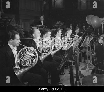 Concertgebouw Orchestra, 6 février 1946, pays-Bas, Agence de presse du XXe siècle photo, nouvelles à retenir, documentaire, photographie historique 1945-1990, histoires visuelles, L'histoire humaine du XXe siècle, immortaliser des moments dans le temps Banque D'Images