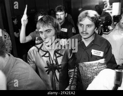 ÉTATS-UNIS. 25 mai 2021. DaN Goodwin, qui porte toujours son costume Spider-Man sur mesure, est libéré de prison le 26 mai 1981, après avoir escaladu la Sears Tower la veille. (Photo par Jose More/Chicago Tribune/TNS/Sipa USA) crédit: SIPA USA/Alay Live News Banque D'Images