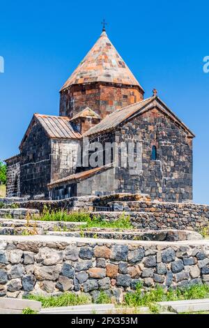 Monastère de Sevanavank sur la côte du lac de Sevan, Arménie Banque D'Images