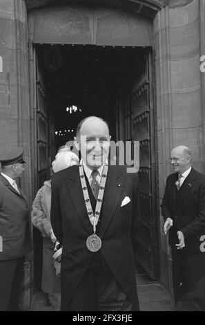 Ministre des Affaires étrangères LUN après la présentation du Prix Charlemagne International Aachen, 4 mai 1967, unification européenne, ministres, prix, Portraits, cérémonies de remise de prix, pays-Bas, photo de l'agence de presse du XXe siècle, nouvelles à retenir, documentaire, photographie historique 1945-1990, histoires visuelles, L'histoire humaine du XXe siècle, immortaliser des moments dans le temps Banque D'Images