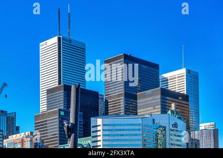 Vue rapprochée du centre du quartier financier du Toronto Metro Convention Centre, dans le quartier du centre-ville, au Canada Banque D'Images