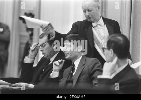 Débat deuxième chambre sur la troisième version de Breda, Biesheuvel, Van Agt, Grosheide, février 29, 1972, débats, communiqués, pays-Bas, photo de l'agence de presse du XXe siècle, nouvelles à retenir, documentaire, photographie historique 1945-1990, histoires visuelles, L'histoire humaine du XXe siècle, immortaliser des moments dans le temps Banque D'Images