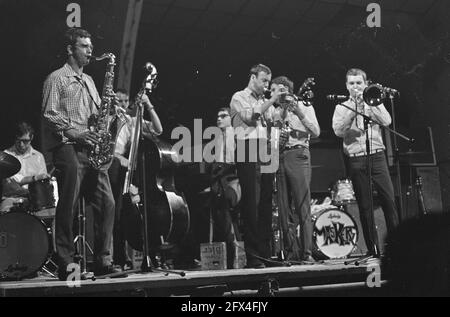 Le groupe anglais The Moody Blues (??????) Joué samedi soir à Old RAI, 20 avril 1968, représentations, pays-Bas, agence de presse du xxe siècle photo, nouvelles à retenir, documentaire, photographie historique 1945-1990, histoires visuelles, L'histoire humaine du XXe siècle, immortaliser des moments dans le temps Banque D'Images