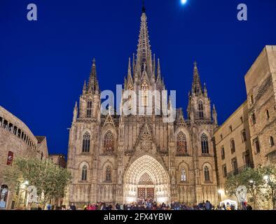 Barcelone. Catalogne. Espagne. La Cathédrale de la Sainte Croix et de Saint Eulalia Banque D'Images