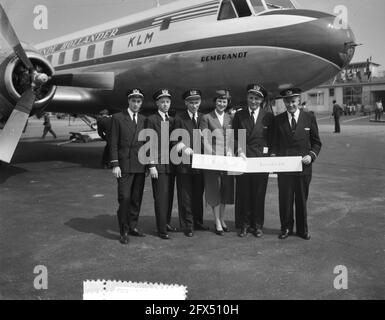 Arrivée des peintures de Rembrandt de Russie, 9 mai 1956, ARRIVÉE, PEINTURE, pays-Bas, agence de presse du xxe siècle photo, nouvelles à retenir, documentaire, photographie historique 1945-1990, histoires visuelles, L'histoire humaine du XXe siècle, immortaliser des moments dans le temps Banque D'Images