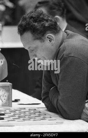 Championnat du monde a checkers à Amsterdam, Koeperman - Archives nationales - 911-6721, pays-Bas, agence de presse du 20e siècle photo, news to remember, documentaire, photographie historique 1945-1990, histoires visuelles, L'histoire humaine du XXe siècle, immortaliser des moments dans le temps Banque D'Images