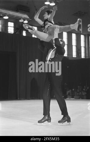 Répétition générale du Ballet de glace de Maxi et Ernest Baier à Utrecht, 23 décembre 1959, Ballet de glace, répétitions, Pays-Bas, Agence de presse du XXe siècle photo, nouvelles à retenir, documentaire, photographie historique 1945-1990, histoires visuelles, L'histoire humaine du XXe siècle, immortaliser des moments dans le temps Banque D'Images