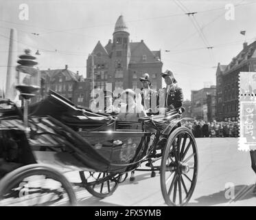 Visite grand-ducal au départ du Luxembourg. Tour d'équitation, 5 juin 1956, visites, pays-Bas, agence de presse du xxe siècle photo, nouvelles à retenir, documentaire, photographie historique 1945-1990, histoires visuelles, L'histoire humaine du XXe siècle, immortaliser des moments dans le temps Banque D'Images