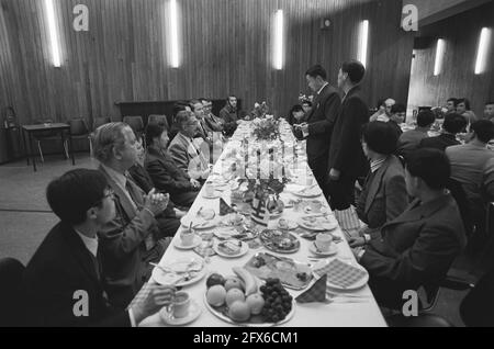 L'entreprise au déjeuner, 27 février 1979, collèges, déjeuners, Etudiants, pays-Bas, Agence de presse du XXe siècle photo, nouvelles à retenir, documentaire, photographie historique 1945-1990, histoires visuelles, L'histoire humaine du XXe siècle, immortaliser des moments dans le temps Banque D'Images