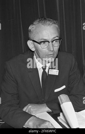 Huitième Congrès baptiste mondial à la RAI à Amsterdam. Numéro 30 Erhard Waldner (président), 31 C. J. Dijck 32 J. A. Oosterbaan, 22 juillet 1967, congrès, présidents, Pays-Bas, Agence de presse du XXe siècle photo, nouvelles à retenir, documentaire, photographie historique 1945-1990, histoires visuelles, L'histoire humaine du XXe siècle, immortaliser des moments dans le temps Banque D'Images