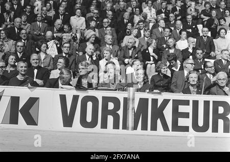 Le Prince Claus ouvre le complexe sportif Ahoy, Rotterdam, 15 janvier 1971, ouvertures, Pays-Bas, Agence de presse du XXe siècle photo, nouvelles à retenir, documentaire, photographie historique 1945-1990, histoires visuelles, L'histoire humaine du XXe siècle, immortaliser des moments dans le temps Banque D'Images