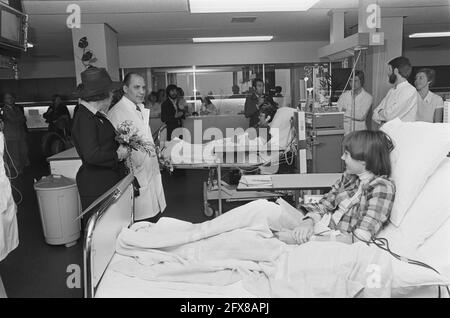 Beatrix ouvre Sint Franciscus Gasthuis à Rotterdam, le 14 octobre 1976, ouvertures, princesses, Hôpitaux, pays-Bas, Agence de presse du XXe siècle photo, nouvelles à retenir, documentaire, photographie historique 1945-1990, histoires visuelles, L'histoire humaine du XXe siècle, immortaliser des moments dans le temps Banque D'Images