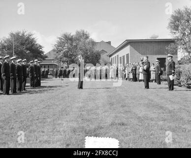 Serment des officiers de l'École des mines Den Helder, 5 septembre 1952, serments, Marine, Officiers, pays-Bas, Agence de presse du XXe siècle photo, nouvelles à retenir, documentaire, photographie historique 1945-1990, histoires visuelles, L'histoire humaine du XXe siècle, immortaliser des moments dans le temps Banque D'Images