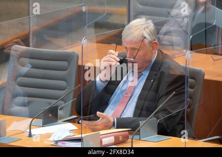 Karl Josef Laumann Cdu Ministre Du Travail De La Sante Et Des Affaires Sociales De L Etat De La Rhenanie Du Nord Westphalie Debat Sur Le Theme L Antisepithisme N A Pas Sa Place En Rhenanie Du Nord Westphalie Le Parlement