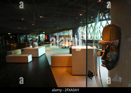 LA COLLECTION MARC LADREIT DE LACHARRIERE AU MUSÉE DU QUAI BRANLY À PARIS Banque D'Images