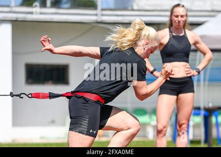 Noor Vidts Belge et Kim Meylemans, athlète belge de skeleton photographié lors d'un camp d'entraînement organisé par le Comité olympique belge BOIC - COIB, Banque D'Images