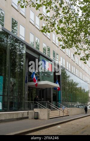 Paris, France 22.5.2021 vue latérale du Ministère de la santé (Ministère de la santé en français) Bâtiment parisien Paris France utilisable pour covid-19 c Banque D'Images