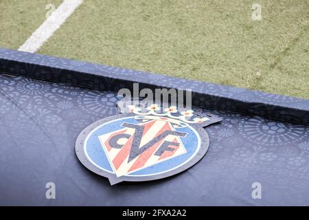 Gdansk, Pologne. 25 mai 2021. Une vue de l'écusson de Villarreal CF lors de la séance d'entraînement officielle un jour avant le match final 2021 de l'UEFA Europa League entre Villarreal CF et Manchester United à l'arène de Gdansk. Crédit : SOPA Images Limited/Alamy Live News Banque D'Images