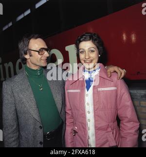 Diane de Leeuw (formation pays-Bas); Diane de Leeuw (droite), 1974, SCHATSEN, sports, pays-Bas, agence de presse du xxe siècle photo, nouvelles à retenir, documentaire, photographie historique 1945-1990, histoires visuelles, L'histoire humaine du XXe siècle, immortaliser des moments dans le temps Banque D'Images