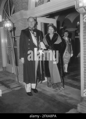 Dîner diplomatique Oranjezaal huis Ten Bosch Ministre LUN et épouse, 20 janvier 1959, dîners diplomatiques, pays-Bas, agence de presse du xxe siècle photo, nouvelles à retenir, documentaire, photographie historique 1945-1990, histoires visuelles, L'histoire humaine du XXe siècle, immortaliser des moments dans le temps Banque D'Images