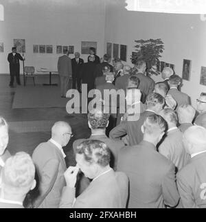 Trois échevins ont dit Au revoir, Steinmetz, Van t Hull e in t Veld, 3 septembre 1962, adieu, LÉGISLATEURS, Pays-Bas, Agence de presse du XXe siècle photo, nouvelles à retenir, documentaire, photographie historique 1945-1990, histoires visuelles, L'histoire humaine du XXe siècle, immortaliser des moments dans le temps Banque D'Images