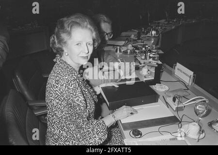 Sommet de la CEE à la Haye, Réunion des ministres des affaires étrangères, Réunion des chefs de gouvernement, Premier ministre Thatcher ( No 24 ), 26 juin 1986, réunions, Ministres, Pays-Bas, Agence de presse du XXe siècle photo, nouvelles à retenir, documentaire, photographie historique 1945-1990, histoires visuelles, L'histoire humaine du XXe siècle, immortaliser des moments dans le temps Banque D'Images