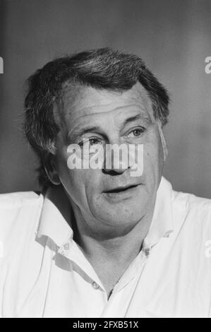 Championnat européen de football; entraîneur anglais Bobby Robson, 14 juin 1988, sports, baskets, Football, pays-Bas, Agence de presse du XXe siècle photo, nouvelles à retenir, documentaire, photographie historique 1945-1990, histoires visuelles, L'histoire humaine du XXe siècle, immortaliser des moments dans le temps Banque D'Images