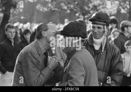 International Military at Boekelo, Prince Bernhard souhaite la réussite de la princesse Anne, Right Mark Philips, 25 octobre 1980, pays-Bas, agence de presse du XXe siècle photo, news to Remember, documentaire, photographie historique 1945-1990, histoires visuelles, L'histoire humaine du XXe siècle, immortaliser des moments dans le temps Banque D'Images