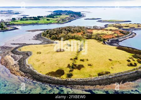 Vue aérienne de drone au-dessus de Strangford Lough Banque D'Images