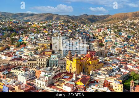 Vue panoramique de Guanajuato depuis un point de vue pittoresque de la ville. Banque D'Images