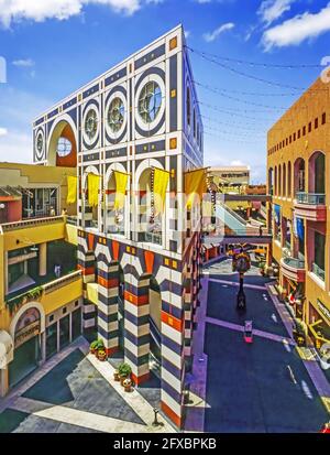 Vue sur le centre commercial Horton Plaza de San Diego, Californie Banque D'Images