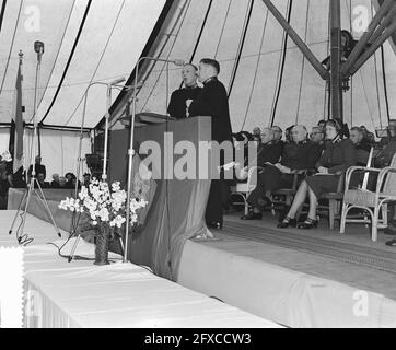 Journée nationale de campagne Armée du Salut Baarn Colonel Westergaard (Londres), 23 juin 1954, pays-Bas, Agence de presse du XXe siècle photo, nouvelles à retenir, documentaire, photographie historique 1945-1990, histoires visuelles, L'histoire humaine du XXe siècle, immortaliser des moments dans le temps Banque D'Images