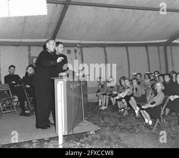 Journée nationale de campagne Armée du Salut Baarn Colonel Westergaard (Londres), 23 juin 1954, pays-Bas, Agence de presse du XXe siècle photo, nouvelles à retenir, documentaire, photographie historique 1945-1990, histoires visuelles, L'histoire humaine du XXe siècle, immortaliser des moments dans le temps Banque D'Images