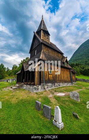 Norvège, Lustafjorden, site du patrimoine mondial de l'UNESCO, Eglise Urnes Stave Banque D'Images