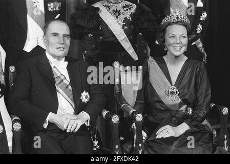 Visite d'Etat Président Mitterand de France; photo tripode sa Majesté et Mitterand, 6 février 1984, reines, visites d'Etat, Pays-Bas, Agence de presse du XXe siècle photo, nouvelles à retenir, documentaire, photographie historique 1945-1990, histoires visuelles, L'histoire humaine du XXe siècle, immortaliser des moments dans le temps Banque D'Images
