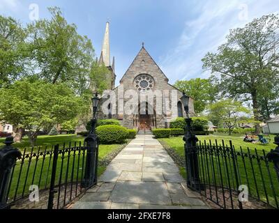 Schenectady, NY - USA - 22 mai 2021 : vue de la première église réformée de Schenectady, située au 8 North Church Street dans le quartier historique de Stockade Banque D'Images