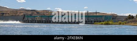 Panorama du barrage de Wanapum sur le fleuve Columbia à Washington, Etats-Unis Banque D'Images