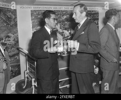 Bureau de consultation du thé Europa, Singel 170/72, inauguration de la nouvelle salle d'exposition et ainsi de suite, 29 mai 1950, expositions, thé, Pays-Bas, Agence de presse du XXe siècle photo, nouvelles à retenir, documentaire, photographie historique 1945-1990, histoires visuelles, L'histoire humaine du XXe siècle, immortaliser des moments dans le temps Banque D'Images