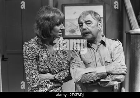 Série TV t Wilhelmina; Carola Gijsbers van Wijk et Jan Teulings, 28 août 1974, série TV, pays-Bas, agence de presse du xxe siècle photo, nouvelles à retenir, documentaire, photographie historique 1945-1990, histoires visuelles, L'histoire humaine du XXe siècle, immortaliser des moments dans le temps Banque D'Images