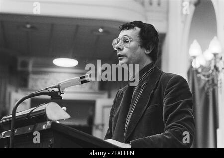 Débat de la Chambre basse, interpellation Kosto sur Menten; discours de Kosto, 14 décembre 1978, débats parlementaires, Parlementaires, politique, pays-Bas, Agence de presse du XXe siècle photo, nouvelles à retenir, documentaire, photographie historique 1945-1990, histoires visuelles, L'histoire humaine du XXe siècle, immortaliser des moments dans le temps Banque D'Images