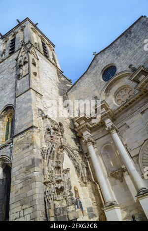 Tour de l'église Saint-Sauveur à la Rochelle, Charente Maritime, France Banque D'Images