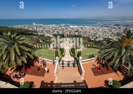 Une vue magnifique sur les jardins Baha'i à Haïfa, Israël. Banque D'Images