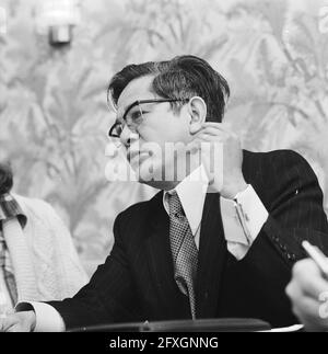 L'ambassadeur vietnamien aux pays-Bas, Vo Van Sung, s'adresse à la presse à Amsterdam (titres), 11 janvier 1978, Ambassadeurs, pays-Bas, agence de presse du xxe siècle photo, nouvelles à retenir, documentaire, photographie historique 1945-1990, histoires visuelles, L'histoire humaine du XXe siècle, immortaliser des moments dans le temps Banque D'Images