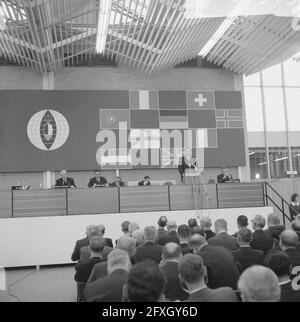 Le symposium alimentaire a été ouvert à la RAI par le Premier ministre m.. G. M. MARIJNEN . Aperçu, 11 novembre 1963, premier ministre, aperçus, Pays-Bas, Agence de presse du XXe siècle photo, nouvelles à retenir, documentaire, photographie historique 1945-1990, histoires visuelles, L'histoire humaine du XXe siècle, immortaliser des moments dans le temps Banque D'Images
