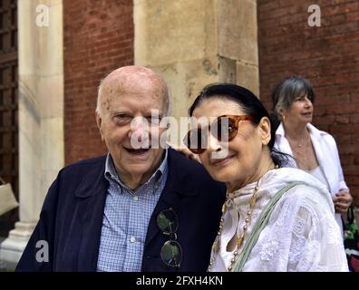 Photo répertoire, Italie. 27 mai 2021. FUNÉRAILLES DE VALENTINA CORTESE DANS L'ÉGLISE SAN MARCO, CARLA FRACI ET Filippo Crivelli (MILAN - 2019-07-12, DUILIO PIAGGESI) personnes représentées (photo répertoire - 2021-05-27, DUILIO PIAGGESI) p.s. la foto e' utilizzabile rispetto del cupetto' stata, e senza intento diffamatorio del decoro delle persone rappresentate crédit: Agence de photo indépendante/Alamy Live News Banque D'Images