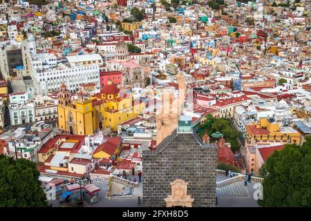 Vue aérienne du centre historique de la ville de Guanajuato à Guanajuato, Mexique. Banque D'Images